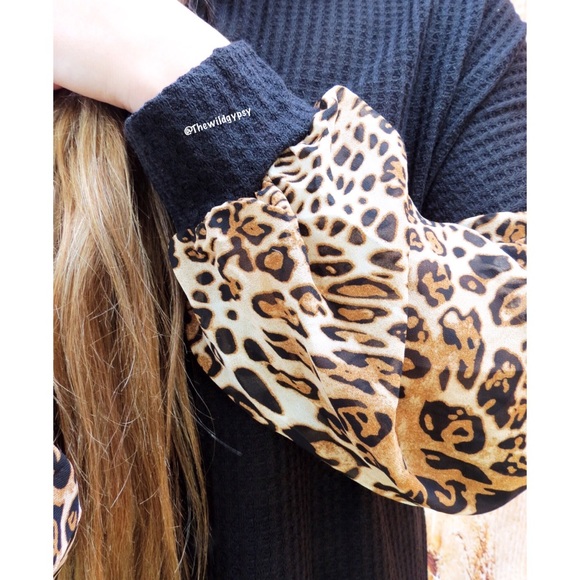 NWT Cheetah print waffle knit long sleeve ✨ - Picture 5 of 7